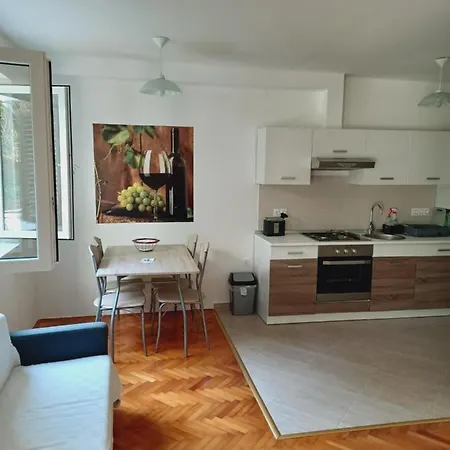 App Dalia Losinj Mali Lošinj Exterior foto